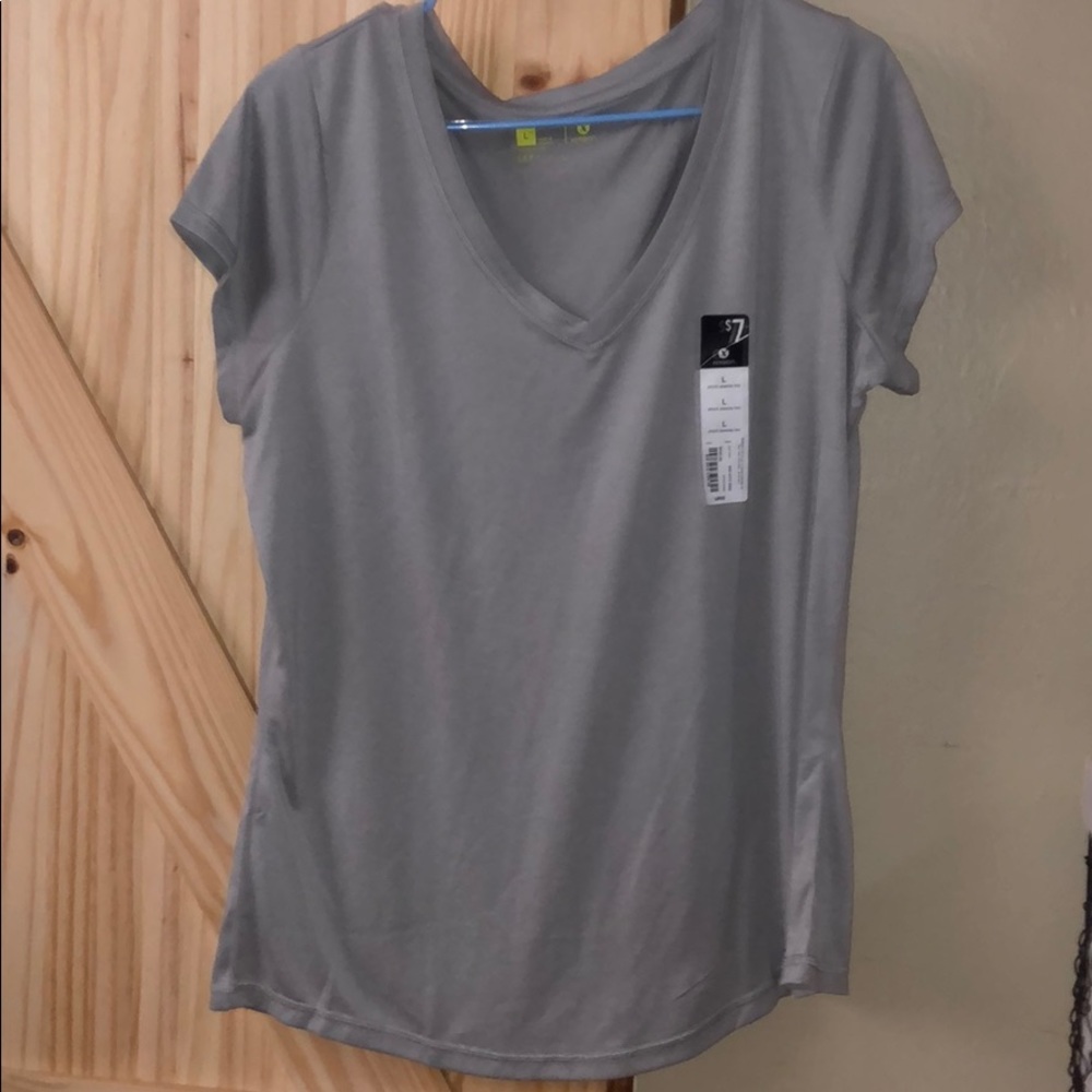 NWT Xersion Tee